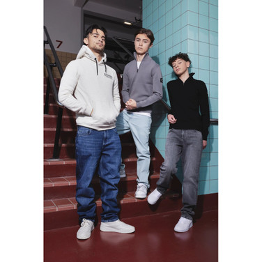 2618 Straight Wide Fit Jeans Zwart 1